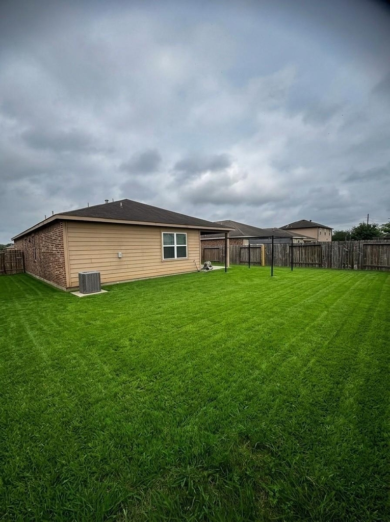 5115 Harbor Palm Drive - Photo 18
