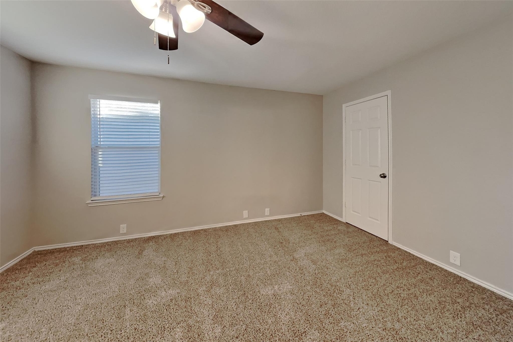10218 Antelope Alley - Photo 12