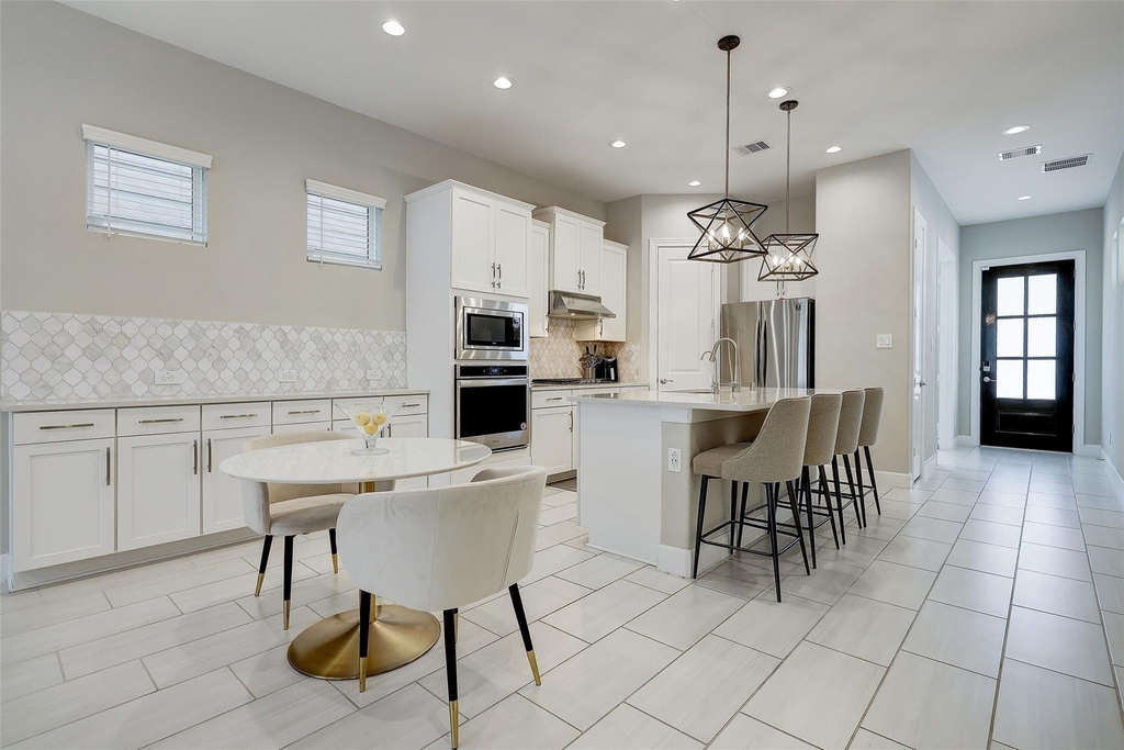 9923 Granary Mill Place - Photo 1