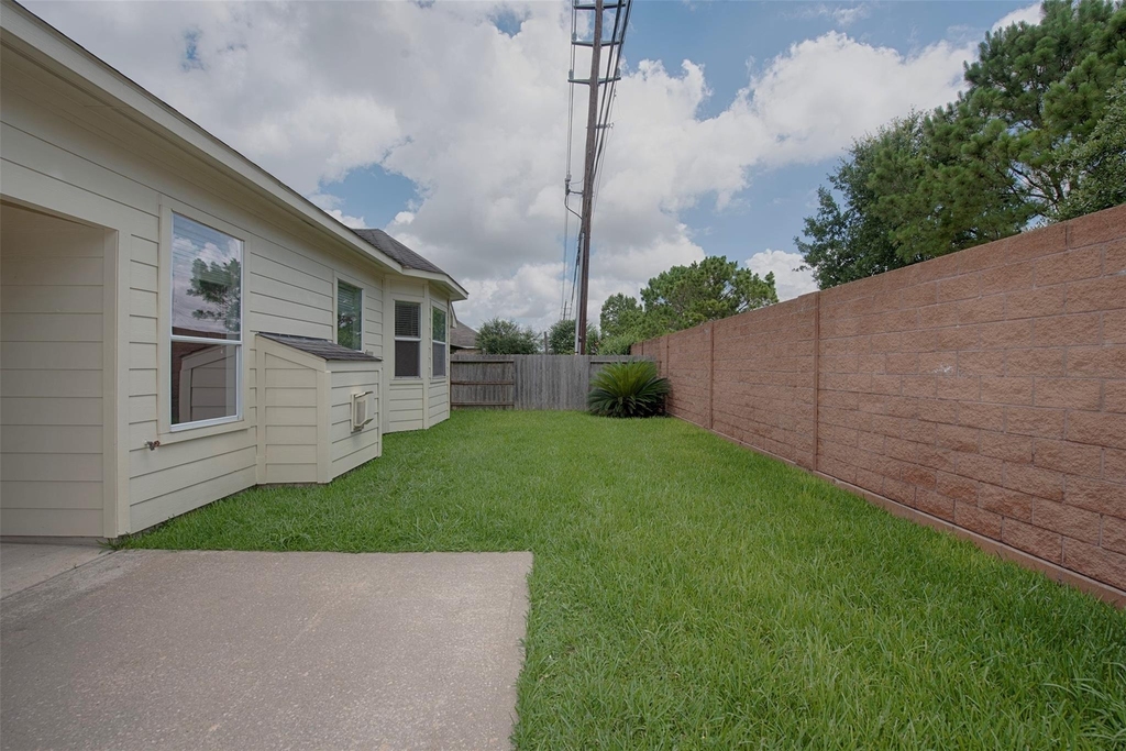 2725 Hidden Landing Drive - Photo 37