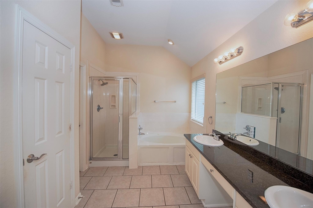 2725 Hidden Landing Drive - Photo 23