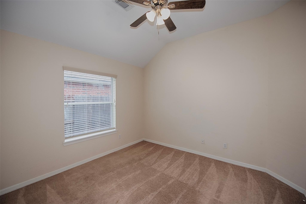 2725 Hidden Landing Drive - Photo 28