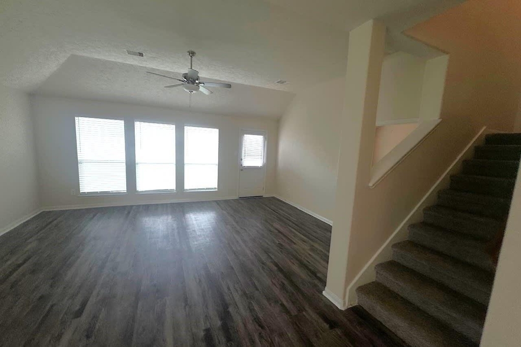 4006 Hawthorne Arbor - Photo 1