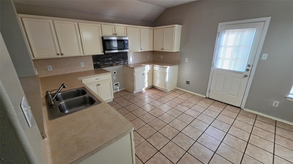 13142 Terrace Run Lane - Photo 7
