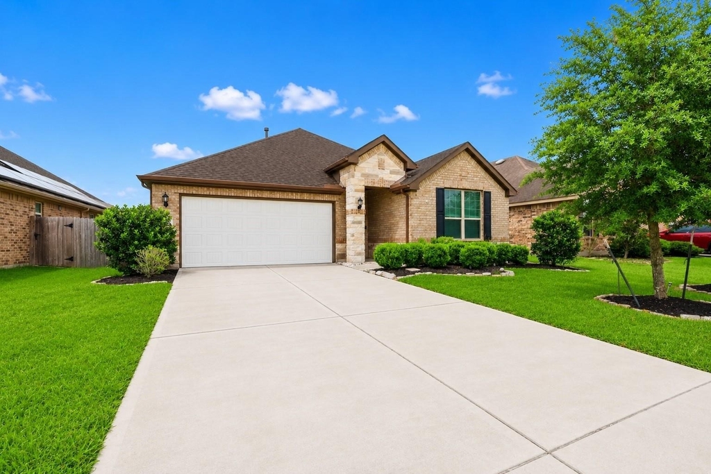 2327 Cherrington Woods Lane - Photo 1