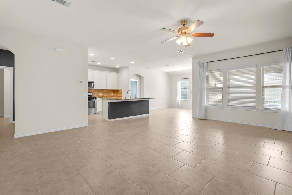 2327 Cherrington Woods Lane - Photo 4