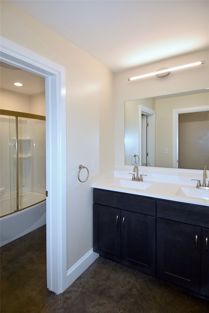 2301 Mission St - Photo 11