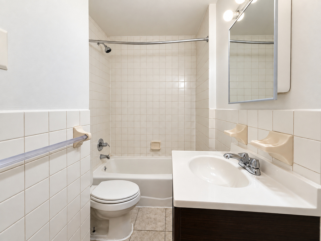 872 Bergen Street - Photo 4