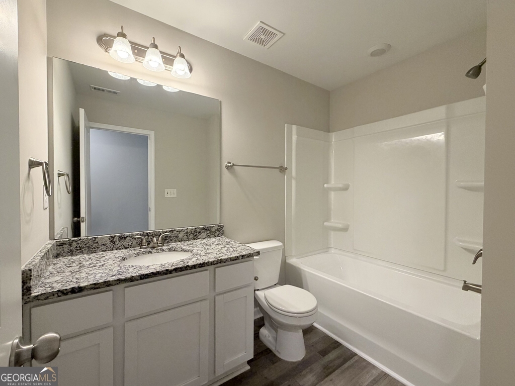 319 Ashigan Street - Photo 15