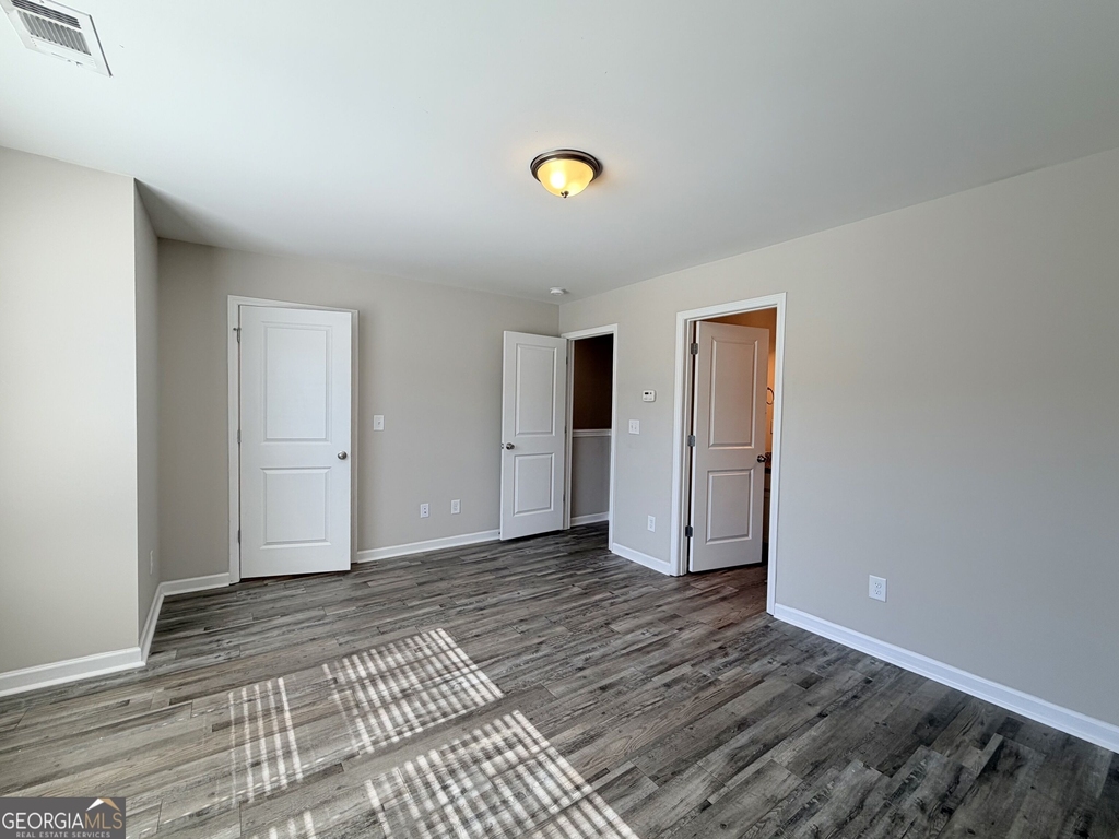319 Ashigan Street - Photo 6