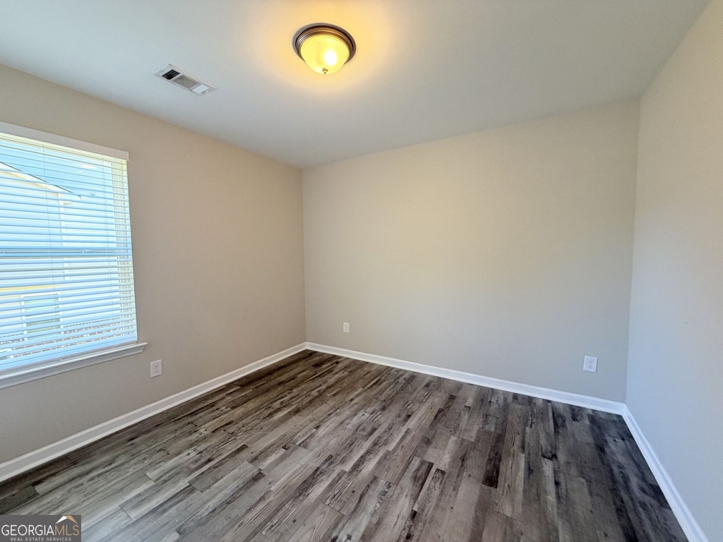 319 Ashigan Street - Photo 13