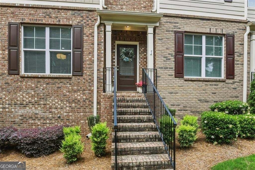 209 Aventine Lane - Photo 1