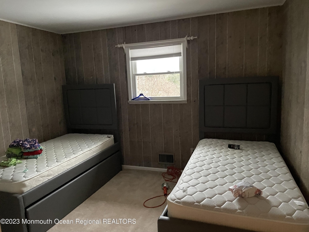 505 Monmouth Road - Photo 9