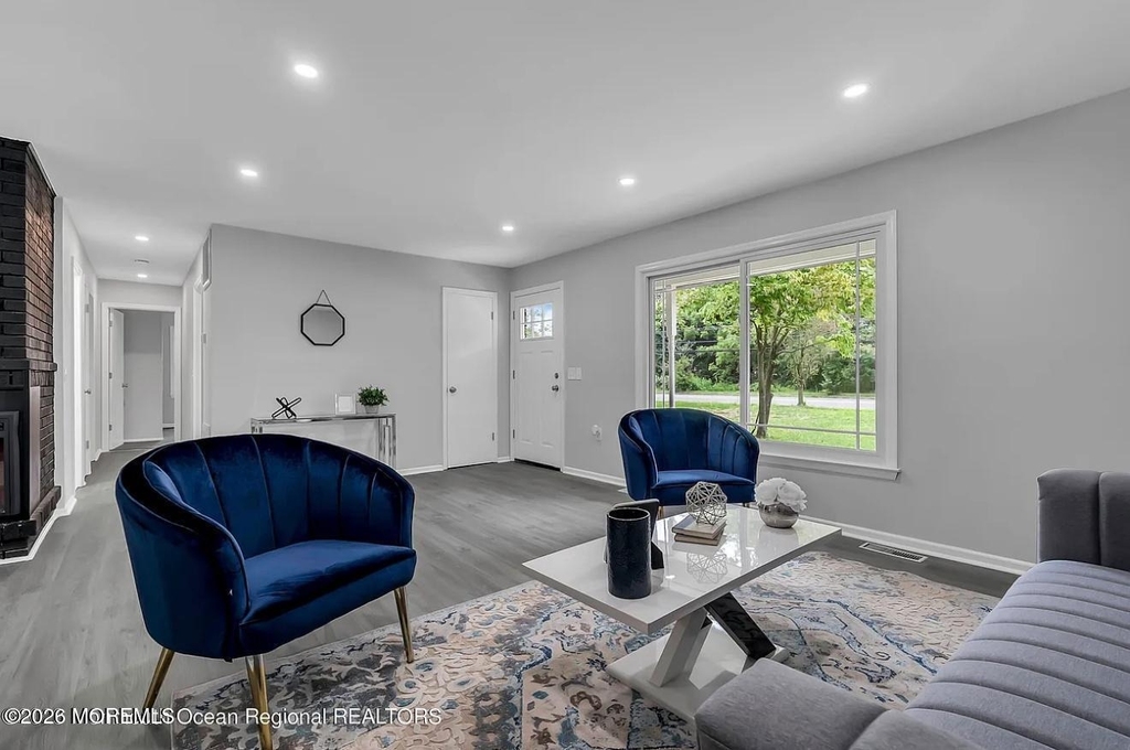 821 Bay Avenue - Photo 32