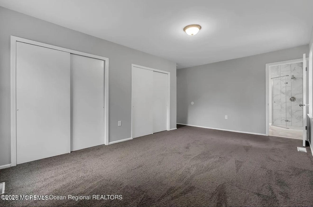 821 Bay Avenue - Photo 11