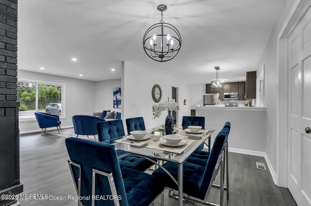 821 Bay Avenue - Photo 28