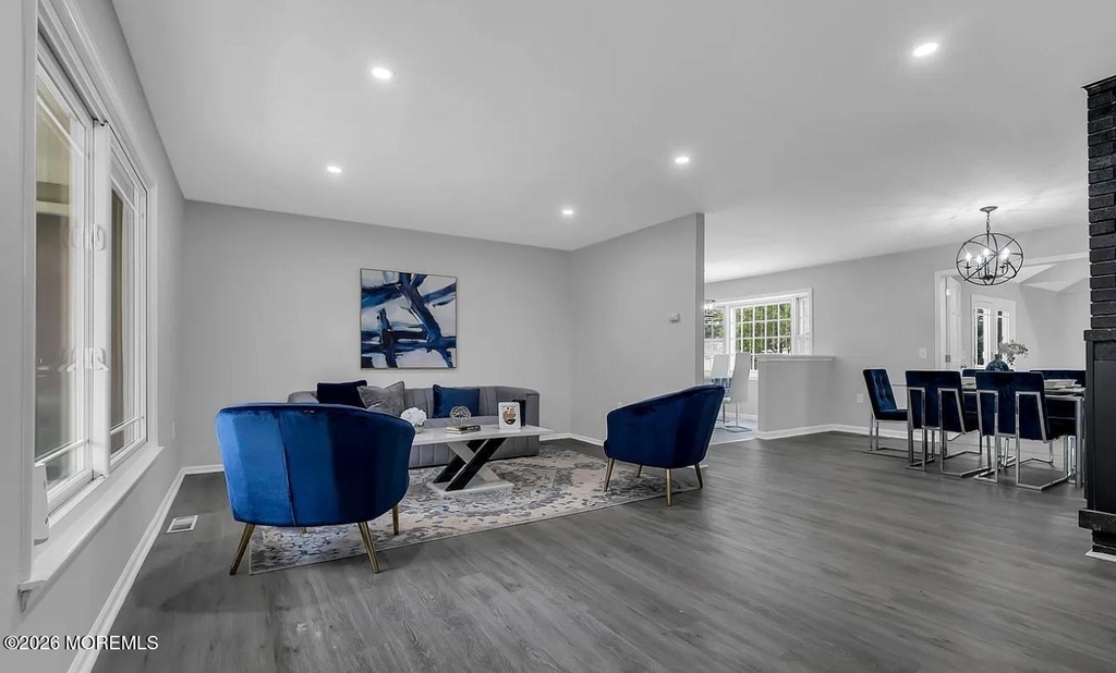 821 Bay Avenue - Photo 33
