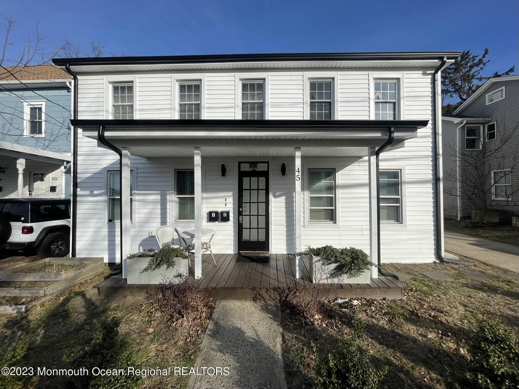45 Linden Place - Photo 0