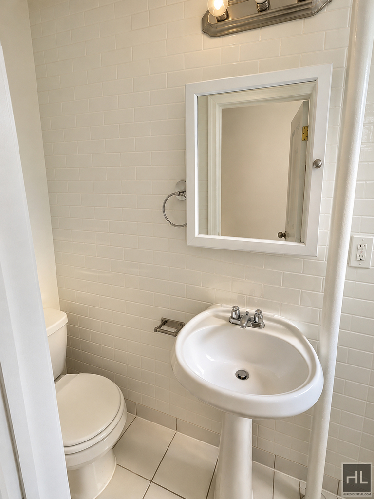 East 89 Street - Photo 5