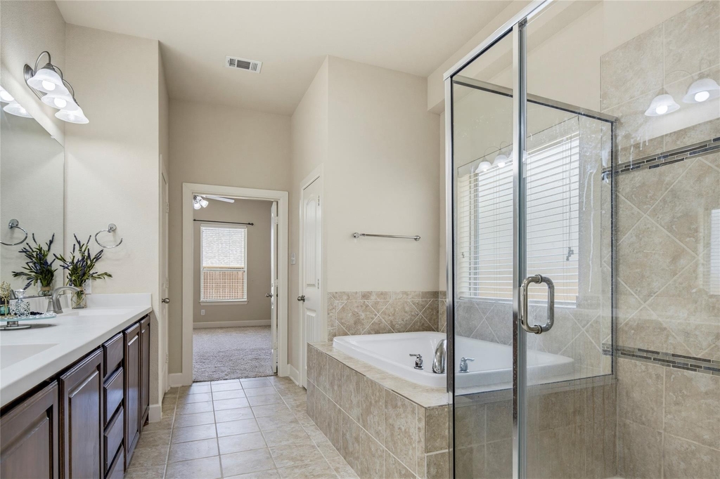 5928 Silverton Avenue - Photo 23