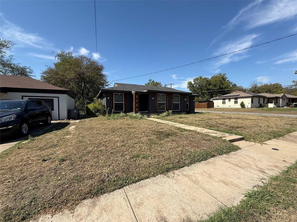 2703 Downing Avenue - Photo 3