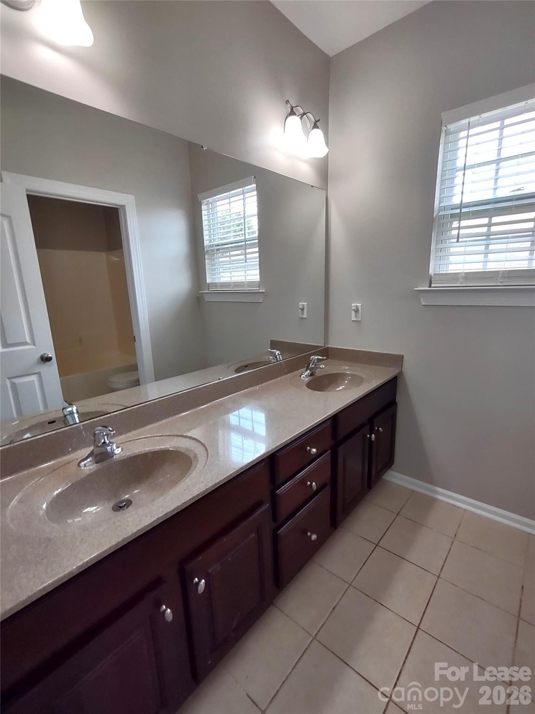 10114 Whiteburn Court - Photo 15