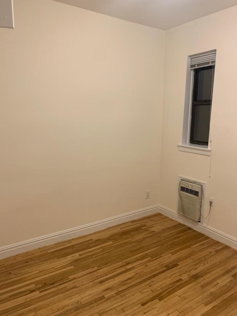 East 83rd Street - Photo 3