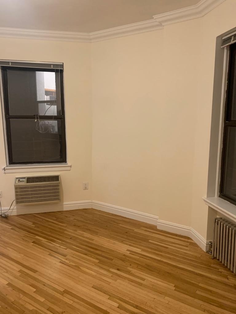 East 83rd Street - Photo 2