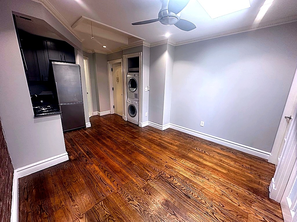 West 14th Street — 2 Bed - Photo 4