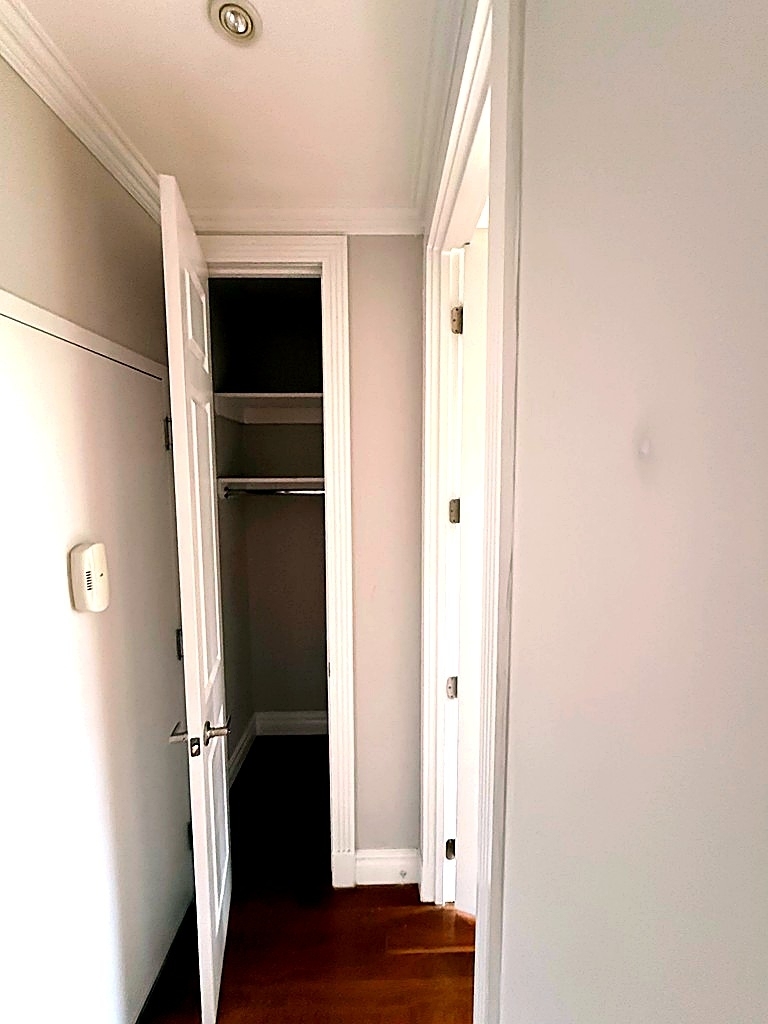 West 21st Street — 1 Bed - Photo 6