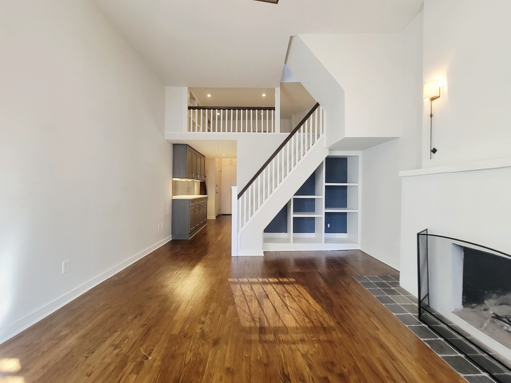 170 East 92nd Street - Photo 3