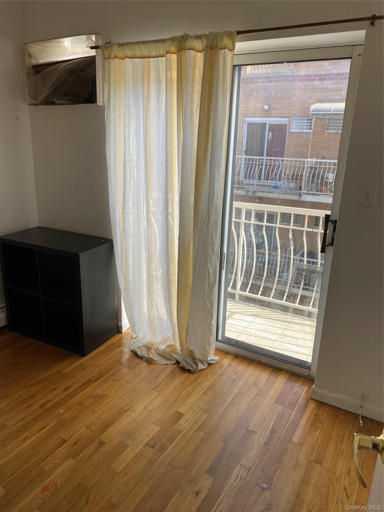 13635 35th Avenue - Photo 0