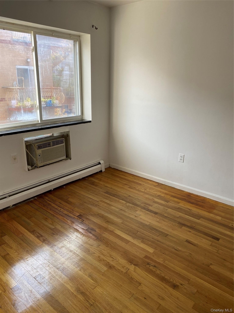 13635 35th Avenue - Photo 2