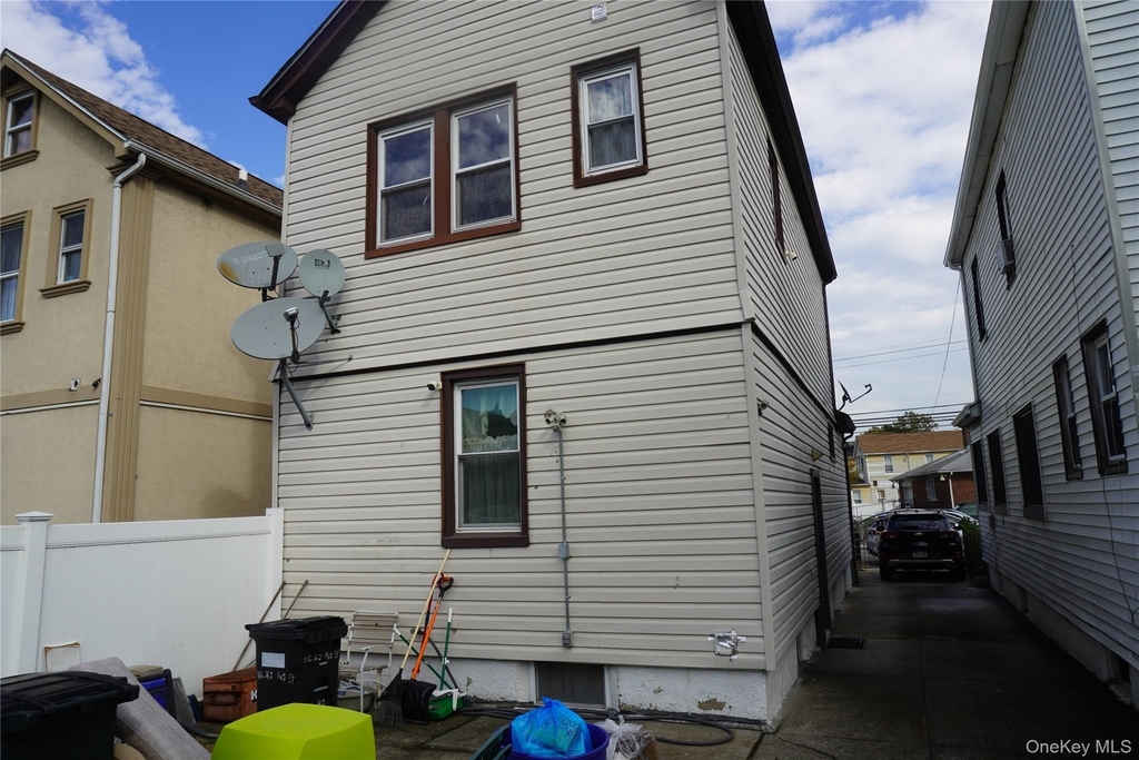 11642 142nd Street - Photo 6