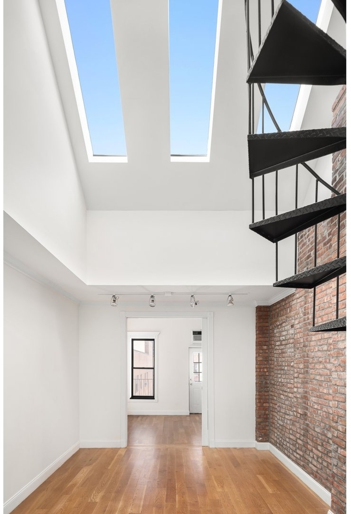 245 Mulberry Street - Photo 0