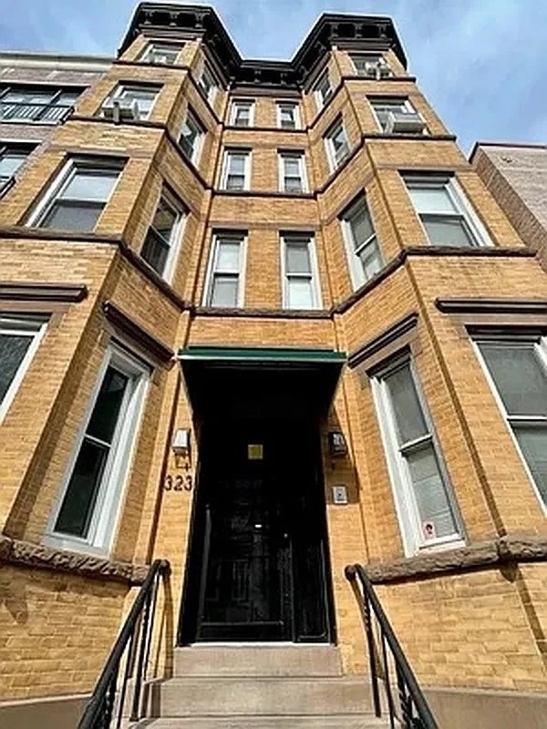 323 2nd Street - Photo 4