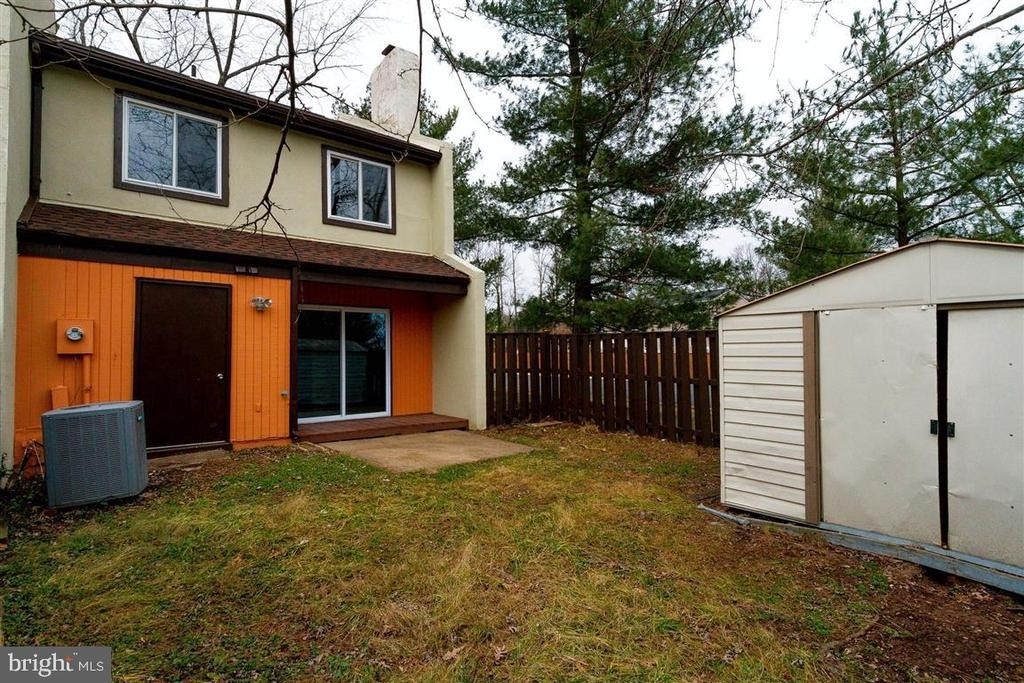 1198 Dublin Place - Photo 19