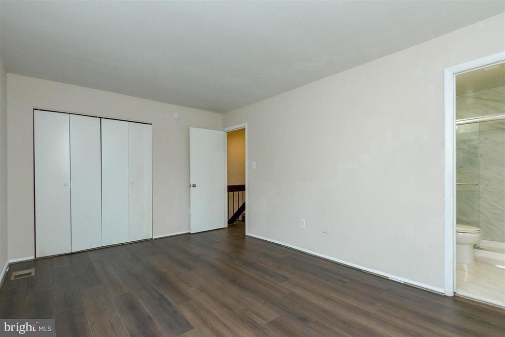 1198 Dublin Place - Photo 16