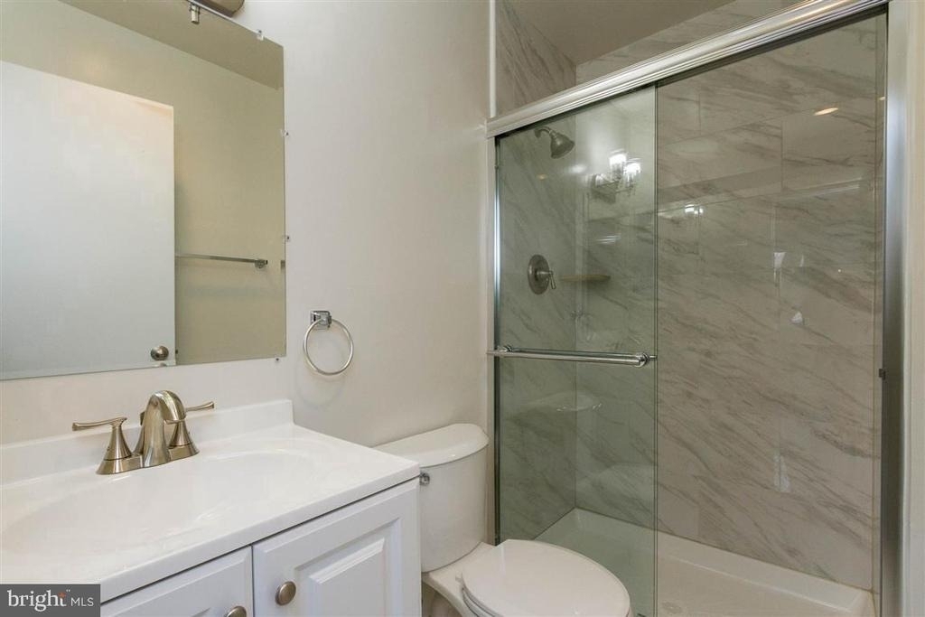 1198 Dublin Place - Photo 15