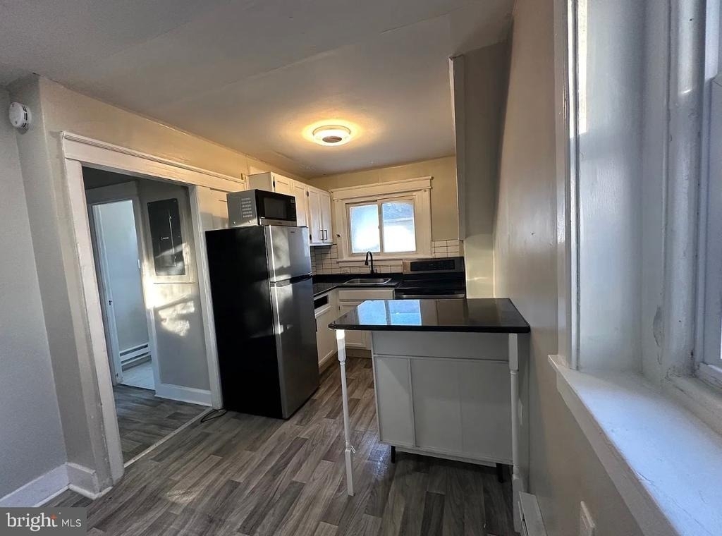 339 Glenwood Avenue - Photo 11