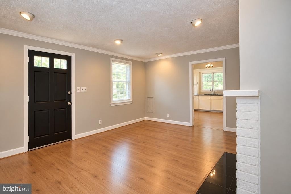 3104 Parker Avenue - Photo 5