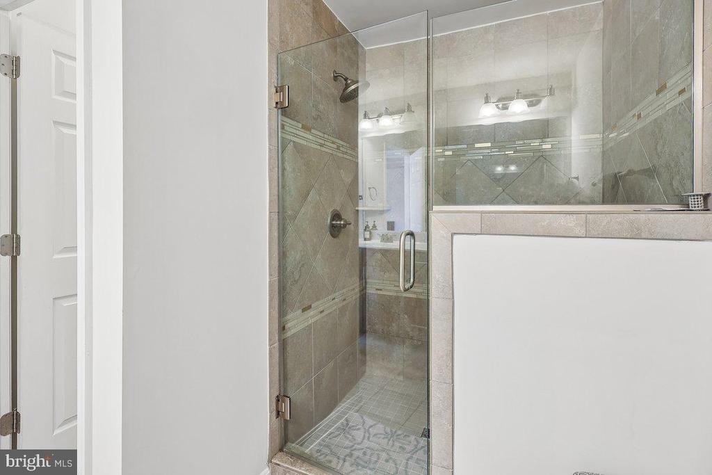 8132 Villaggio Drive - Photo 18