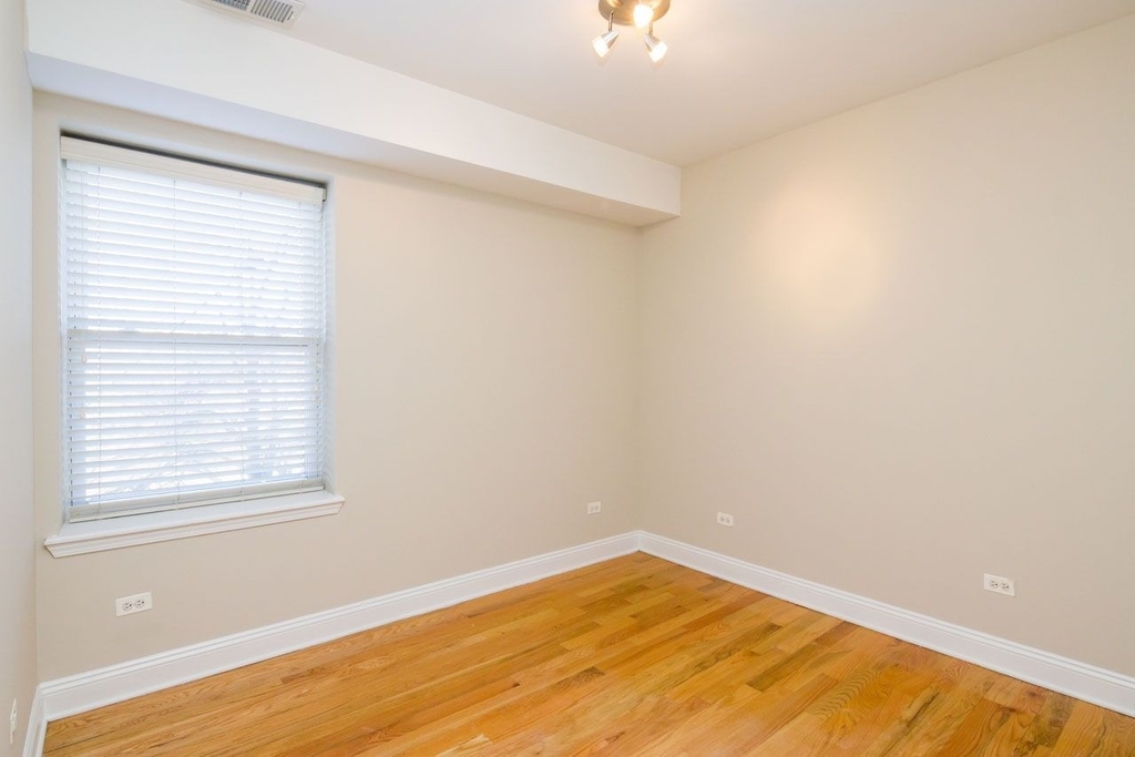 6503 N Claremont Avenue - Photo 6