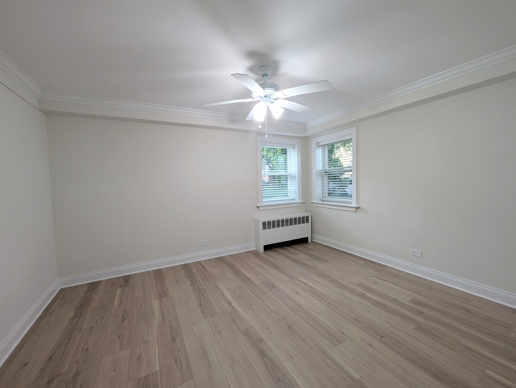 7553 N Bell Avenue - Photo 5