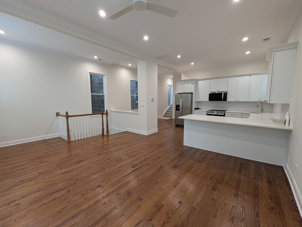 2627 N Mildred Avenue - Photo 1