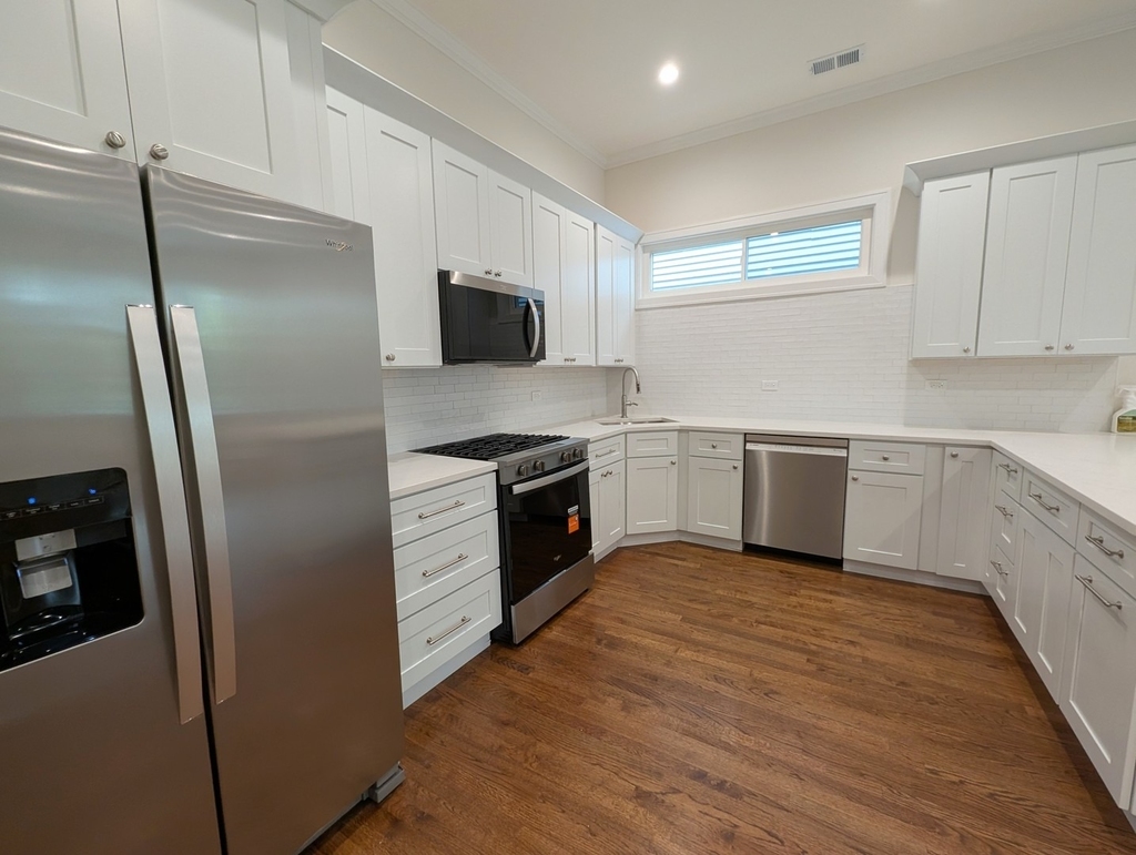 2627 N Mildred Avenue - Photo 3