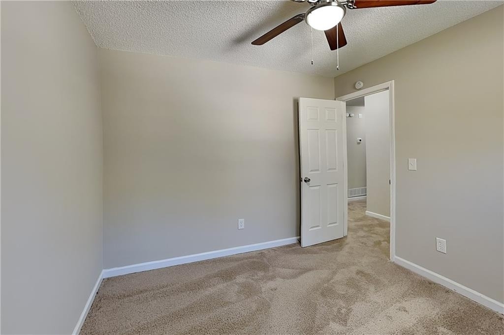 241 Fox Ridge Court - Photo 12