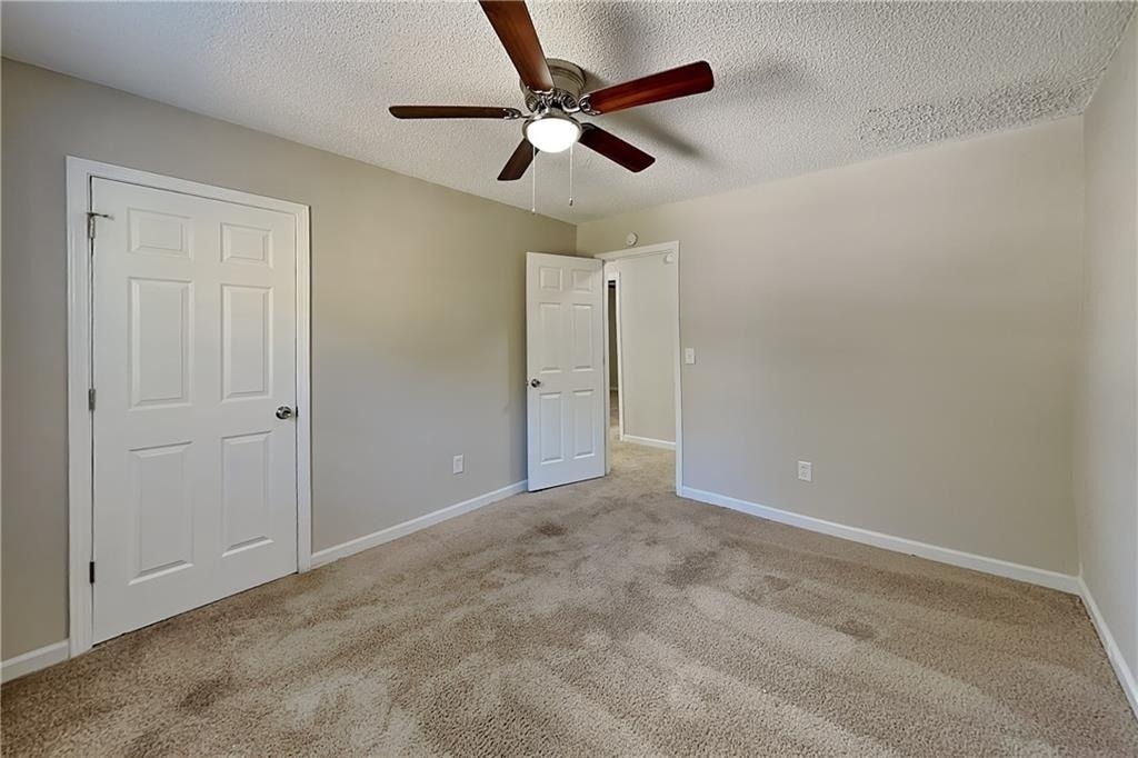 241 Fox Ridge Court - Photo 14