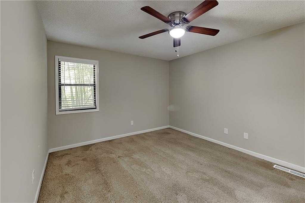 241 Fox Ridge Court - Photo 7