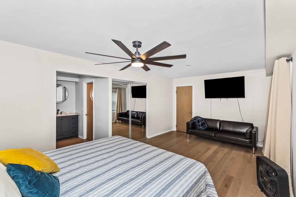 930 Hinman Avenue - Photo 11